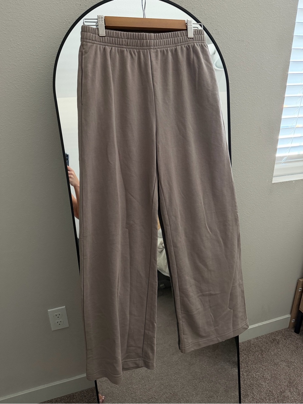 H&M Wide leg taupe pants SzS NWT